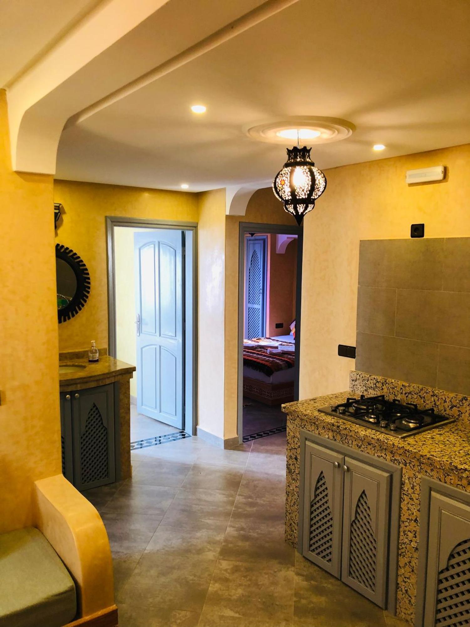 Zakar Apartments Мірлефт Екстер'єр фото